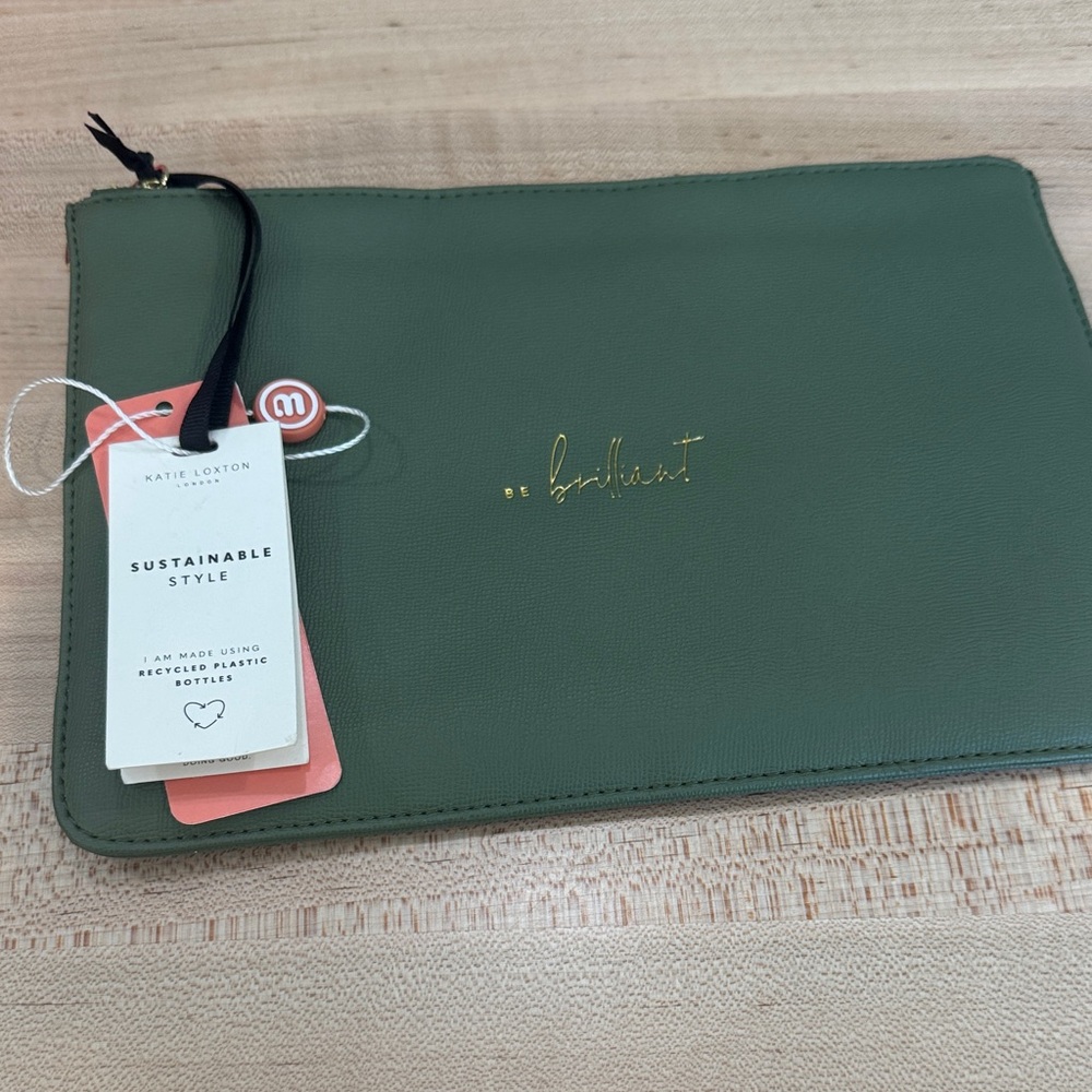 Green Clutch Wristlet